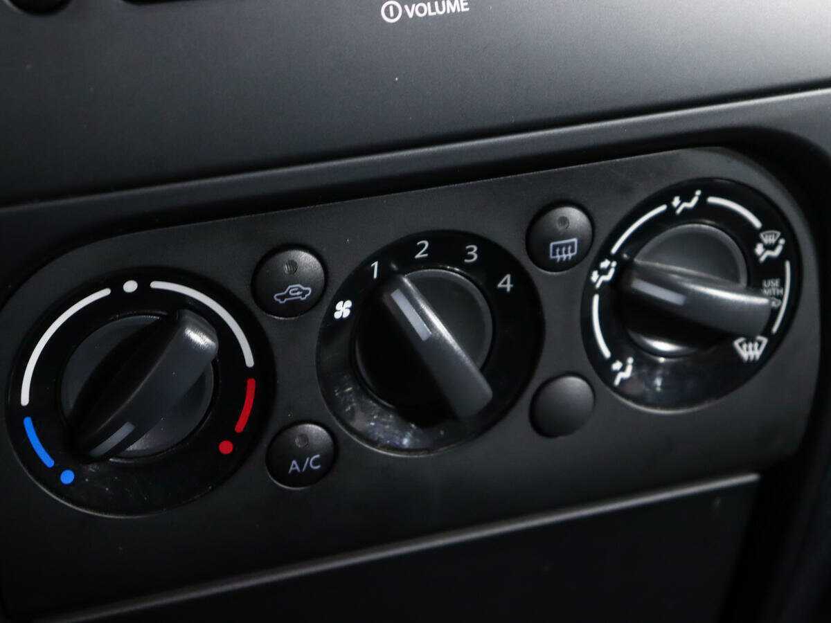 Suzuki SX4 с пробегом — 2014 год. Фото: #16