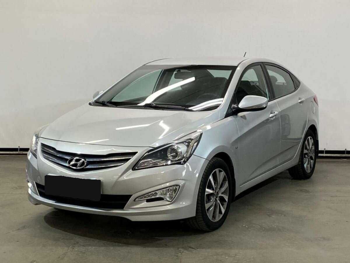 Hyundai Solaris с пробегом — 2015 год. Фото: #0