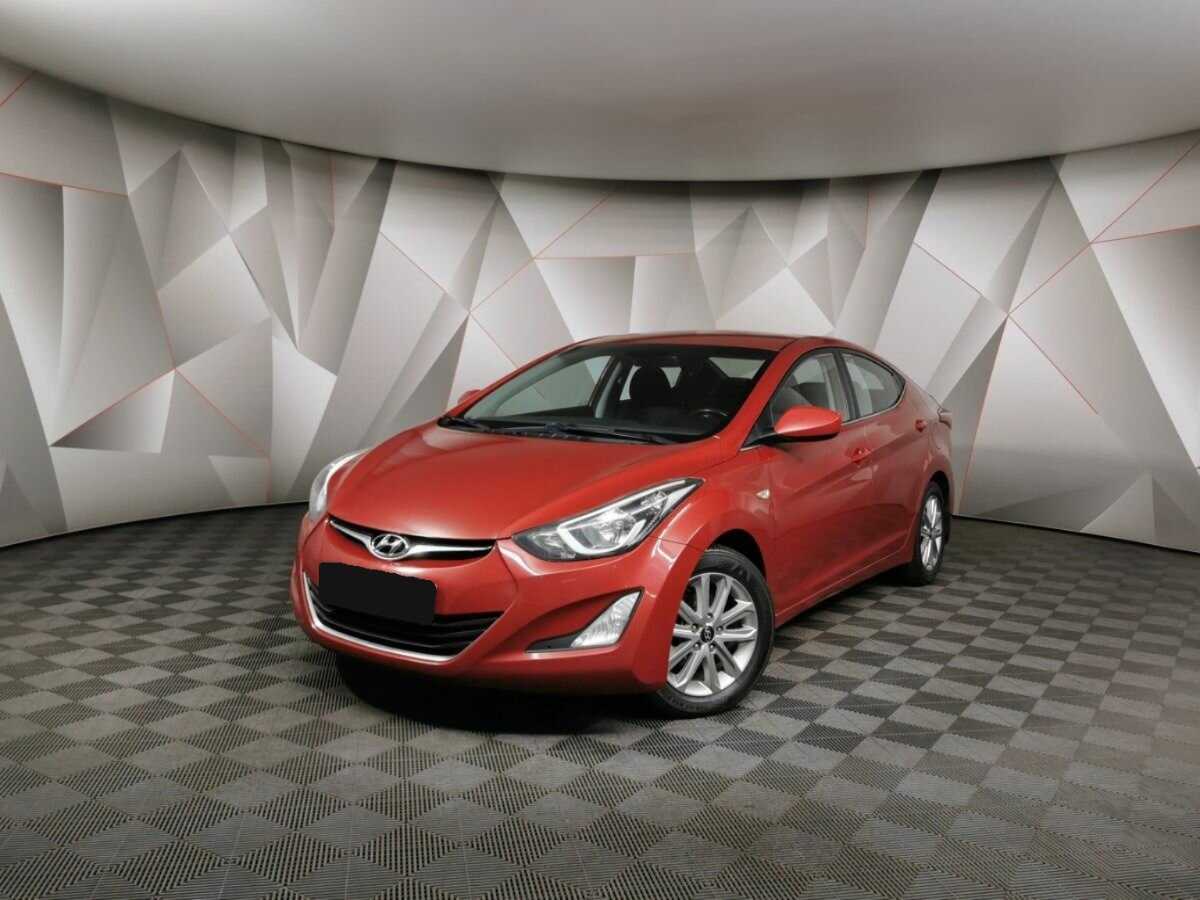 Hyundai Elantra с пробегом — 2015 год. Фото: #0