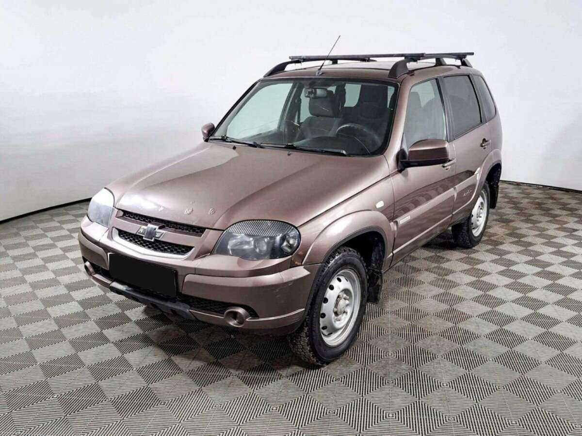 Chevrolet Niva с пробегом — 2017 год. Посмотреть фото