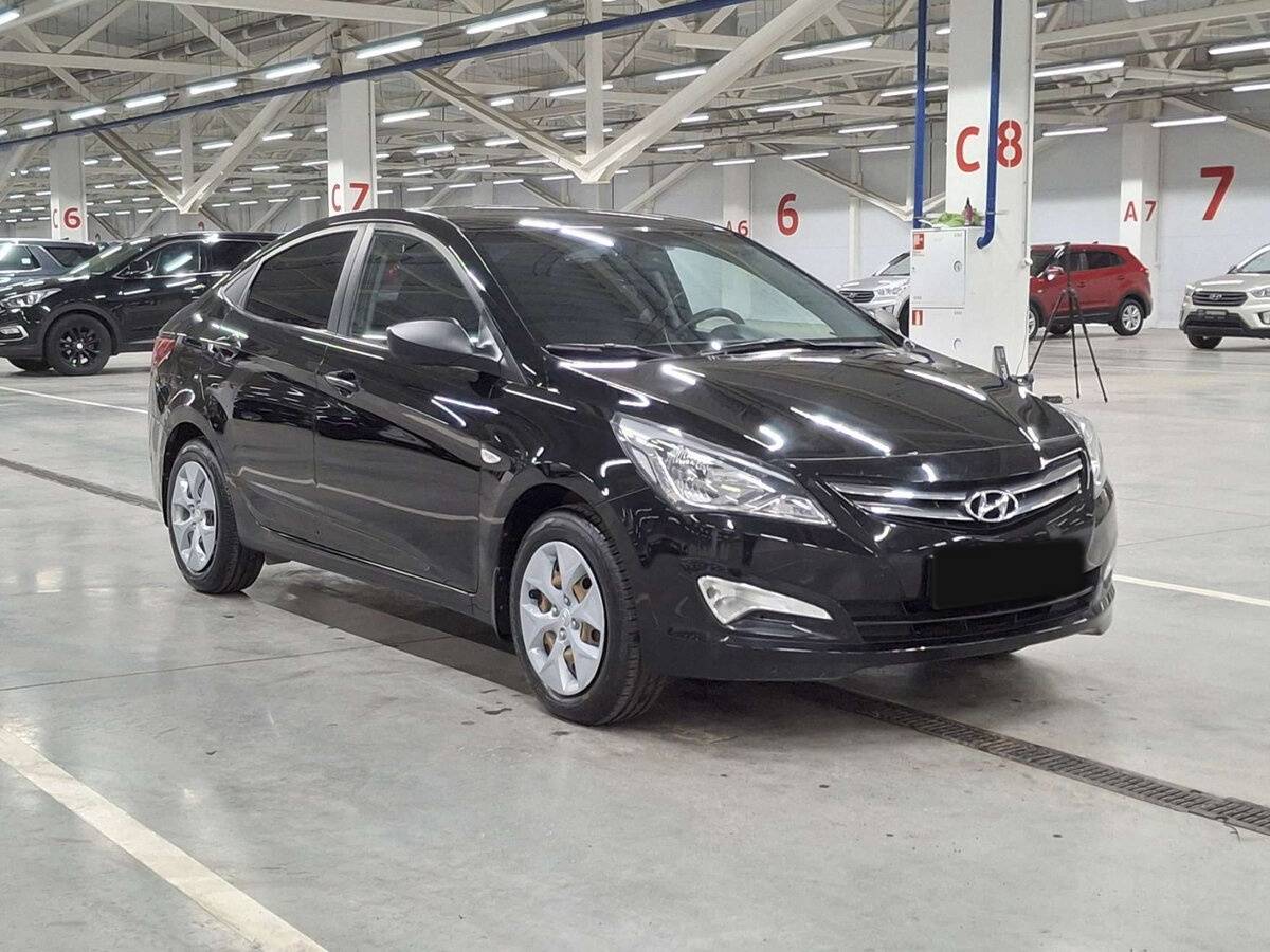Hyundai Solaris с пробегом — 2016 год. Фото: #2