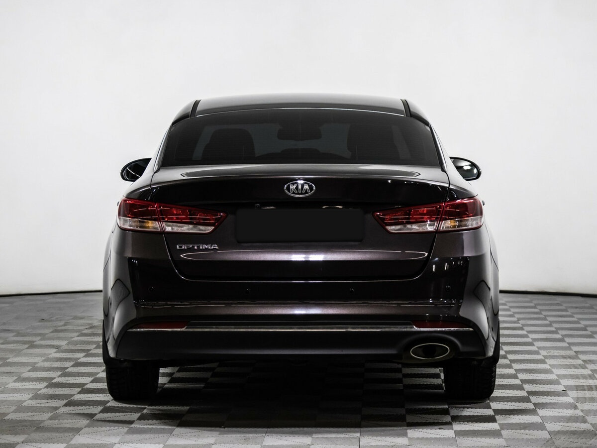Kia Optima с пробегом — 2016 год. Фото: #4