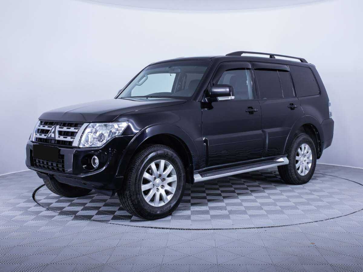 Mitsubishi Pajero с пробегом — 2012 год. Фото: #0