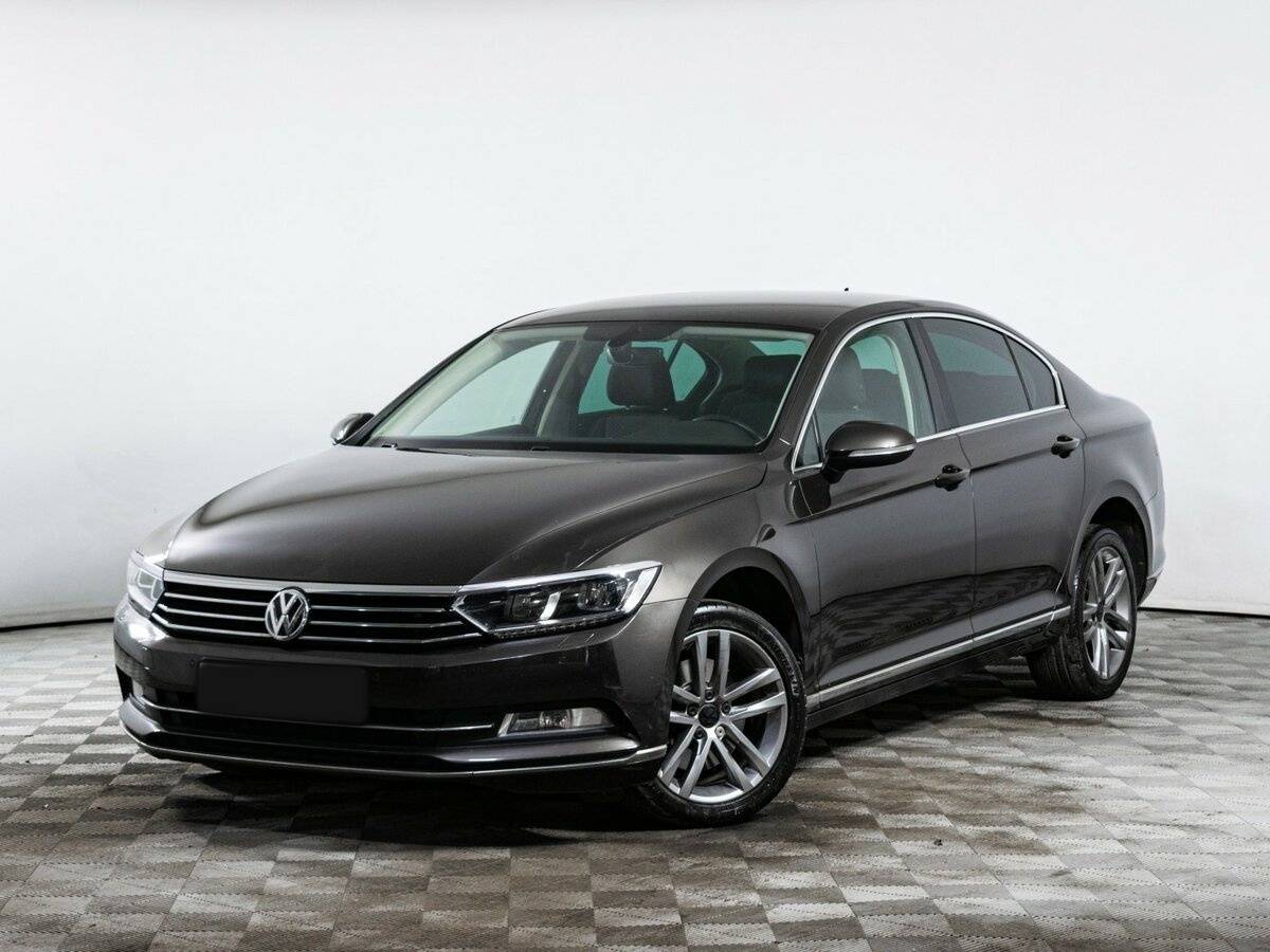 Volkswagen Passat с пробегом — 2017 год. Посмотреть фото