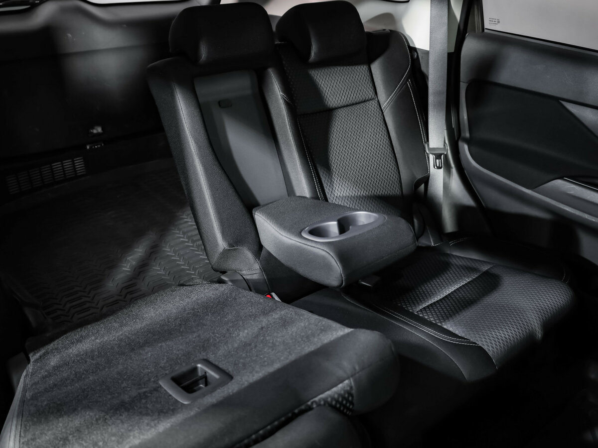 Mitsubishi Outlander с пробегом — 2020 год. Фото: #24