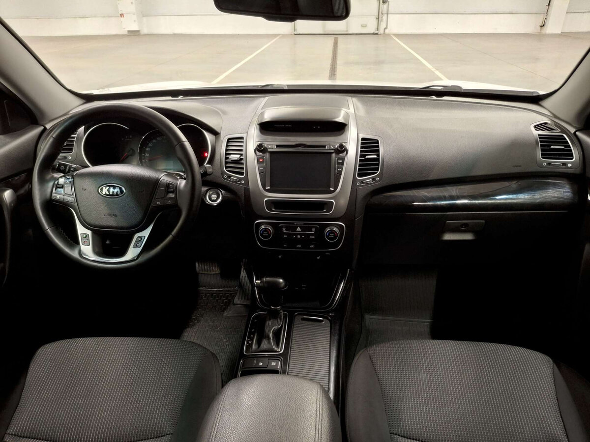 Kia Sorento с пробегом — 2017 год. Фото: #13