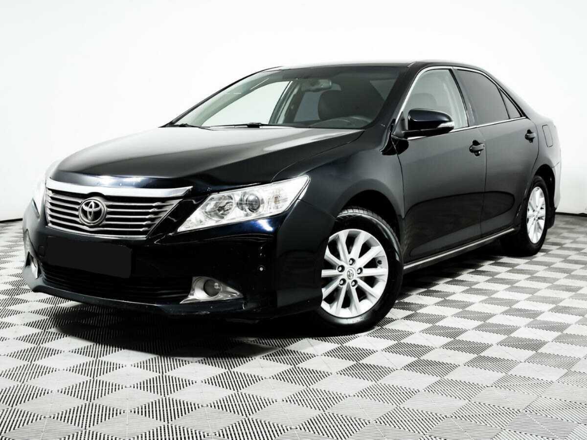 Toyota Camry с пробегом — 2013 год. Фото: #0