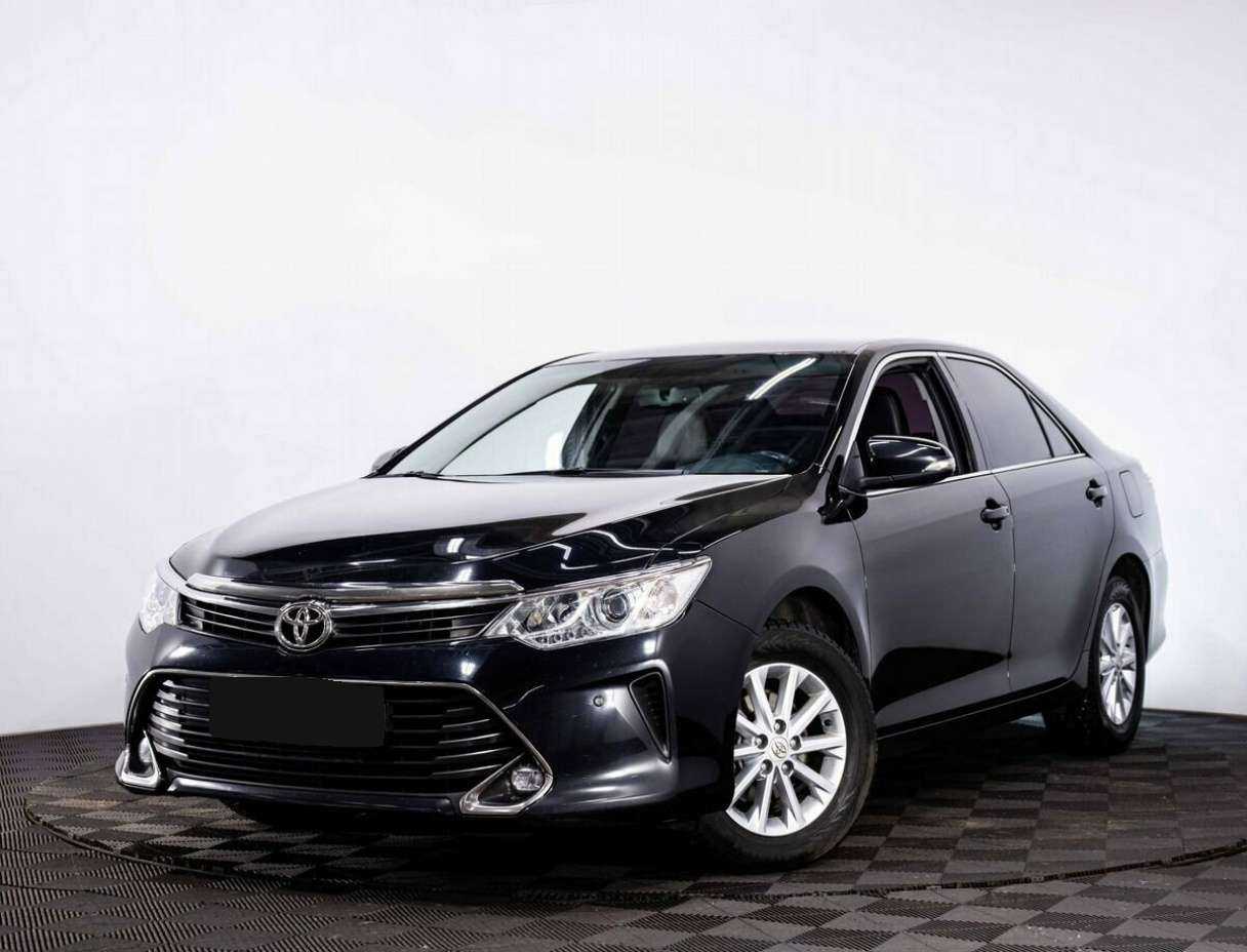 Toyota Camry с пробегом — 2018 год. Фото: #0