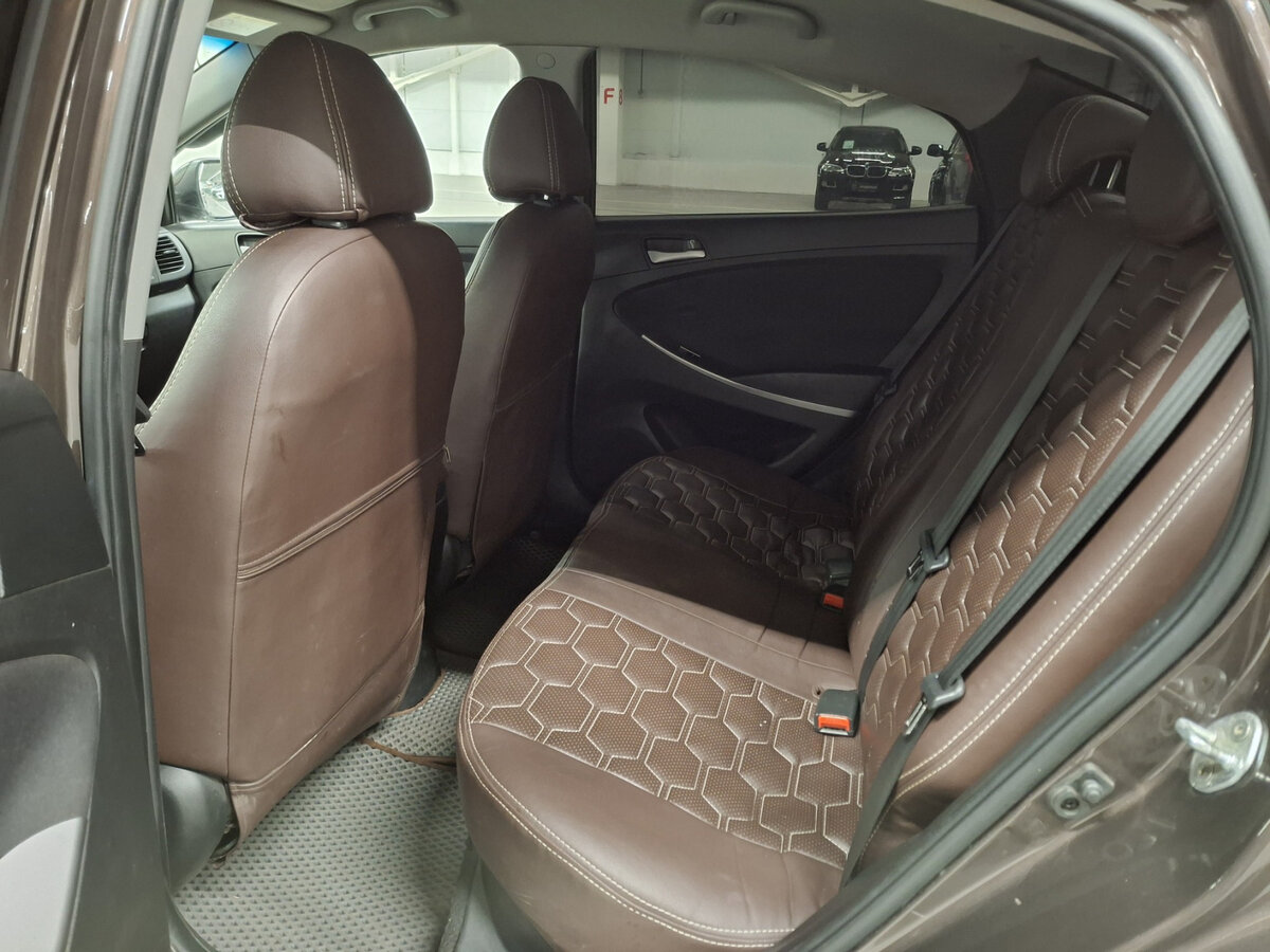 Hyundai Solaris с пробегом — 2016 год. Фото: #11