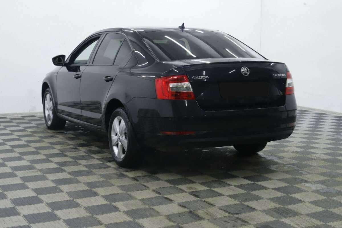 Skoda Octavia с пробегом — 2019 год. Фото: #1