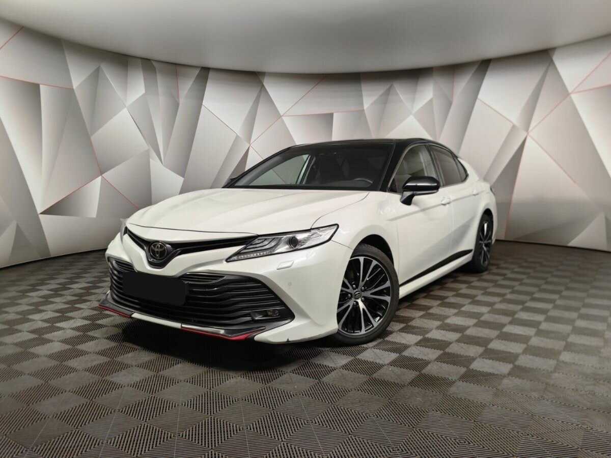 Toyota Camry с пробегом — 2020 год. Фото: #0
