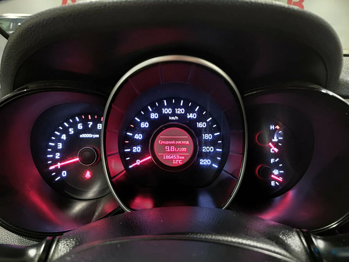 Kia Rio с пробегом — 2016 год. Фото: #12