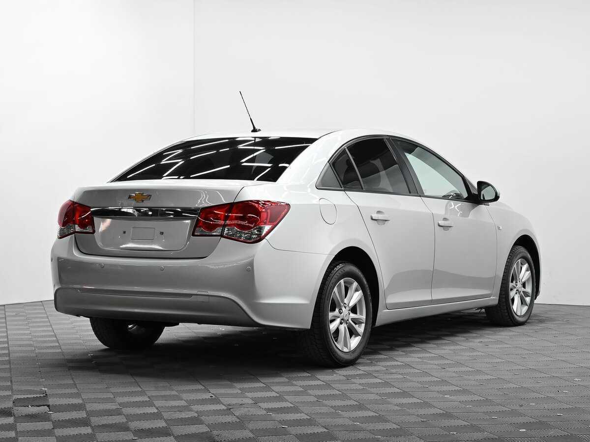 Chevrolet Cruze с пробегом — 2013 год. Фото: #3