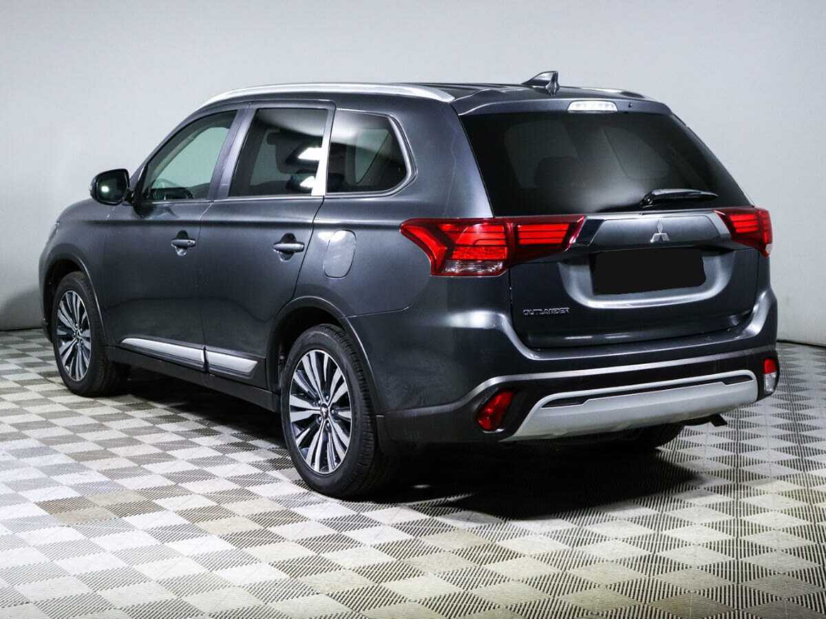 Mitsubishi Outlander с пробегом — 2021 год. Фото: #5