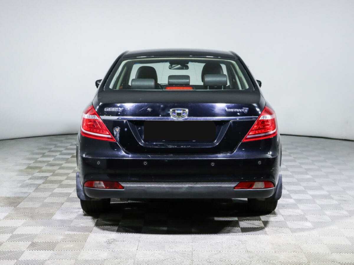 Geely Emgrand 7 с пробегом — 2016 год. Фото: #4