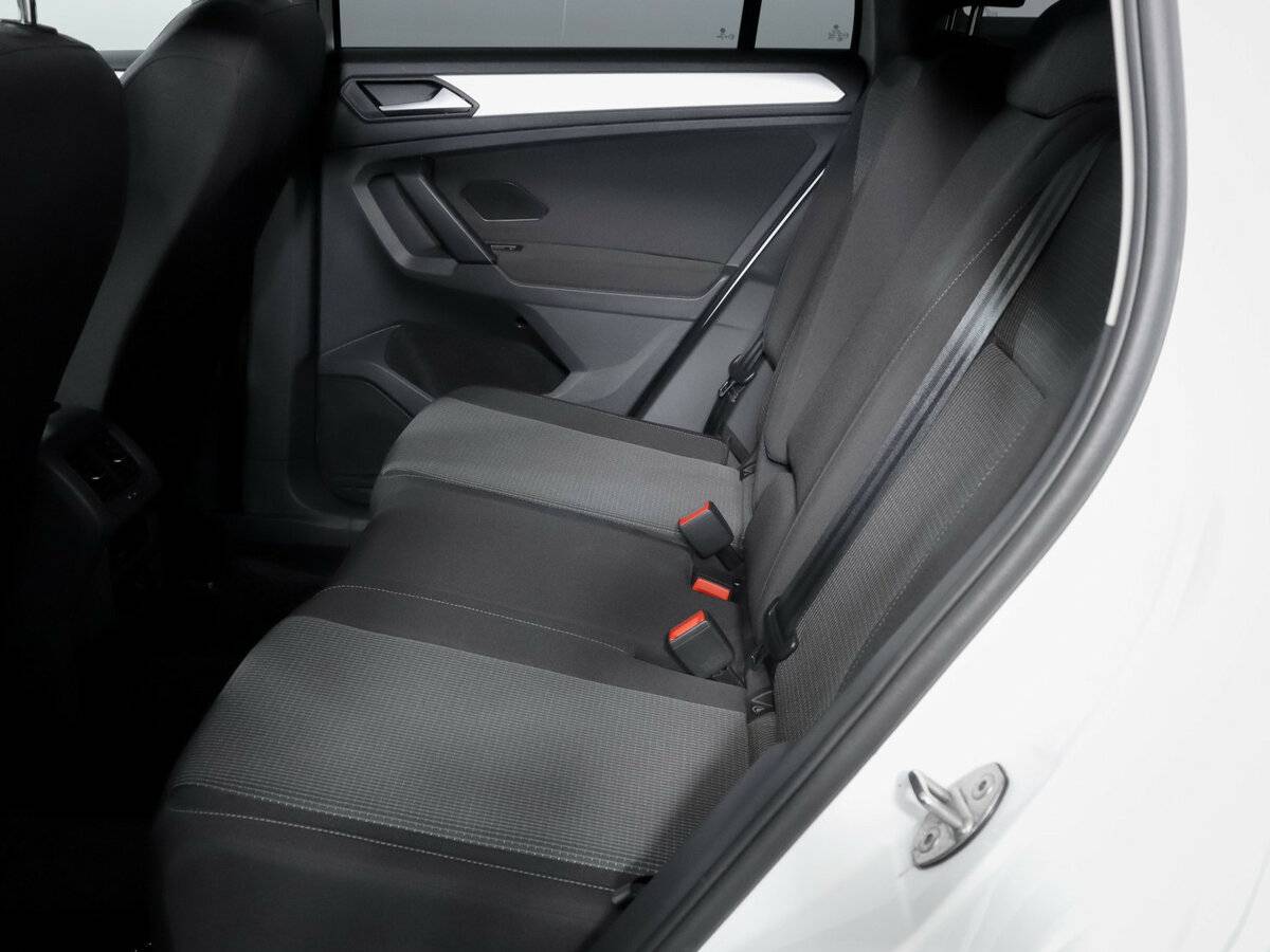 Volkswagen Tiguan с пробегом — 2021 год. Фото: #9