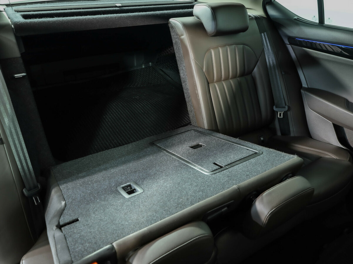 Skoda Superb с пробегом — 2016 год. Фото: #23