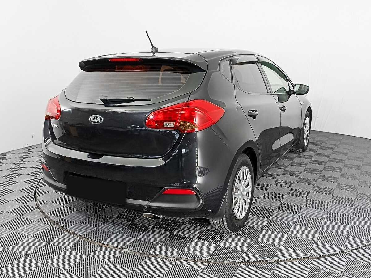 Kia Ceed с пробегом — 2015 год. Фото: #4