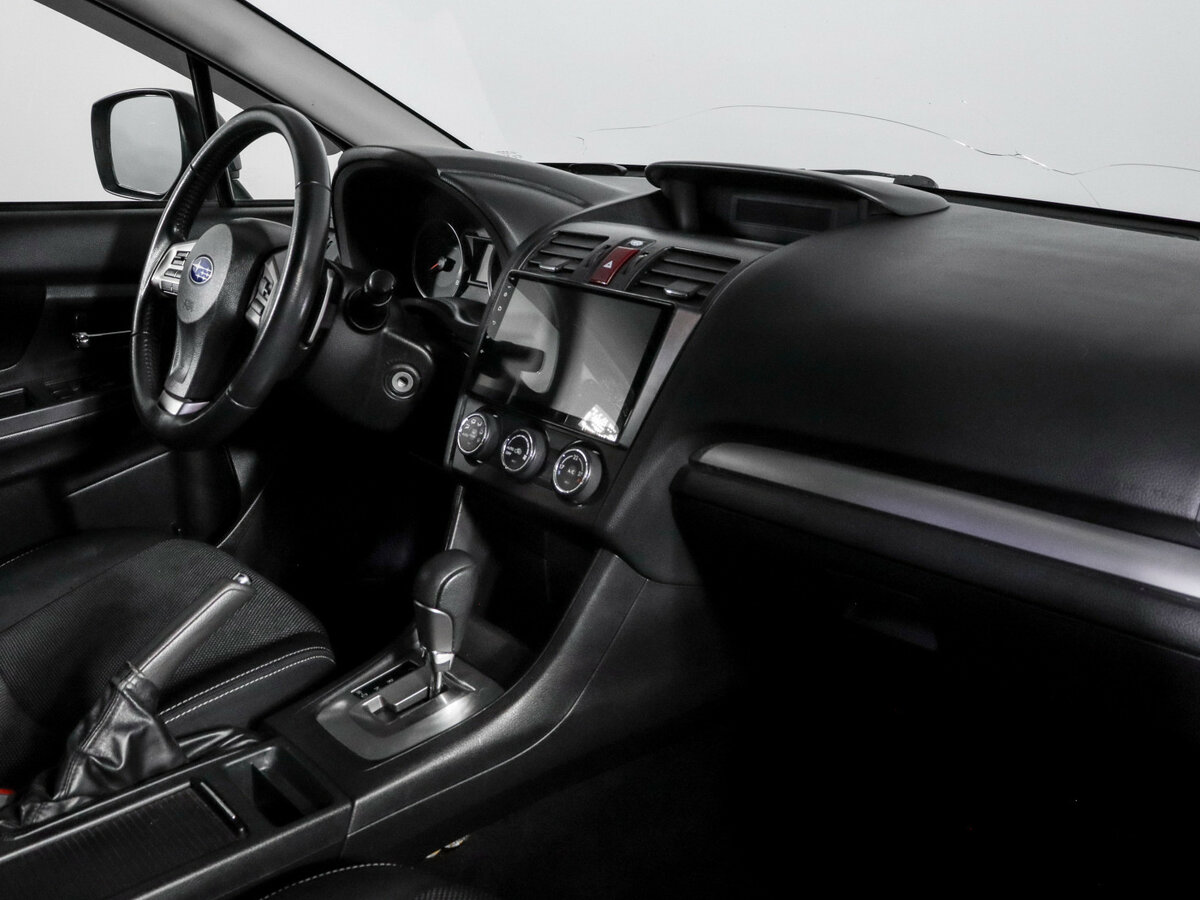 Subaru XV с пробегом — 2014 год. Фото: #8