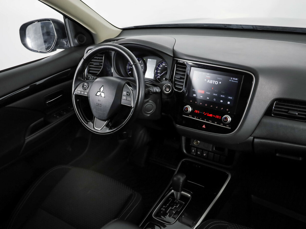 Mitsubishi Outlander с пробегом — 2021 год. Фото: #8