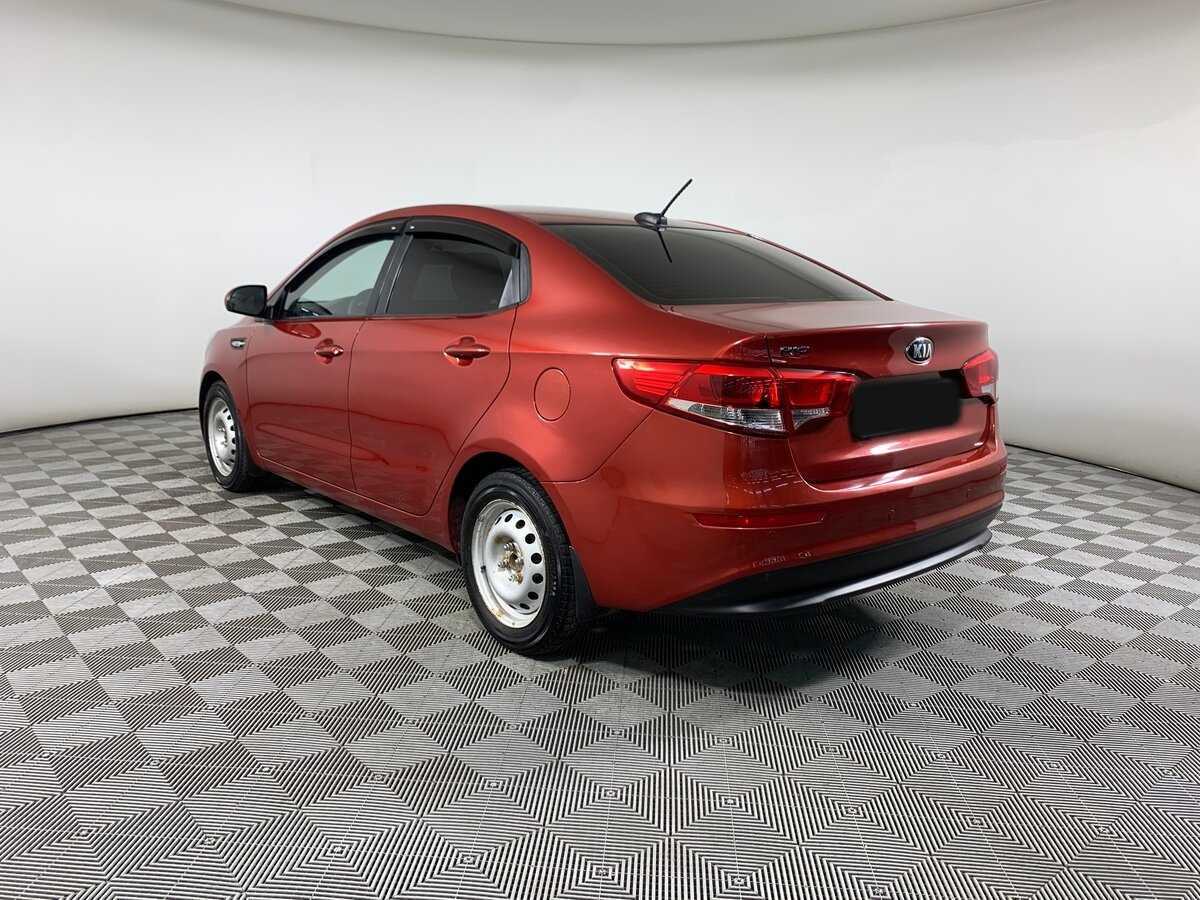 Kia Rio с пробегом — 2017 год. Фото: #6