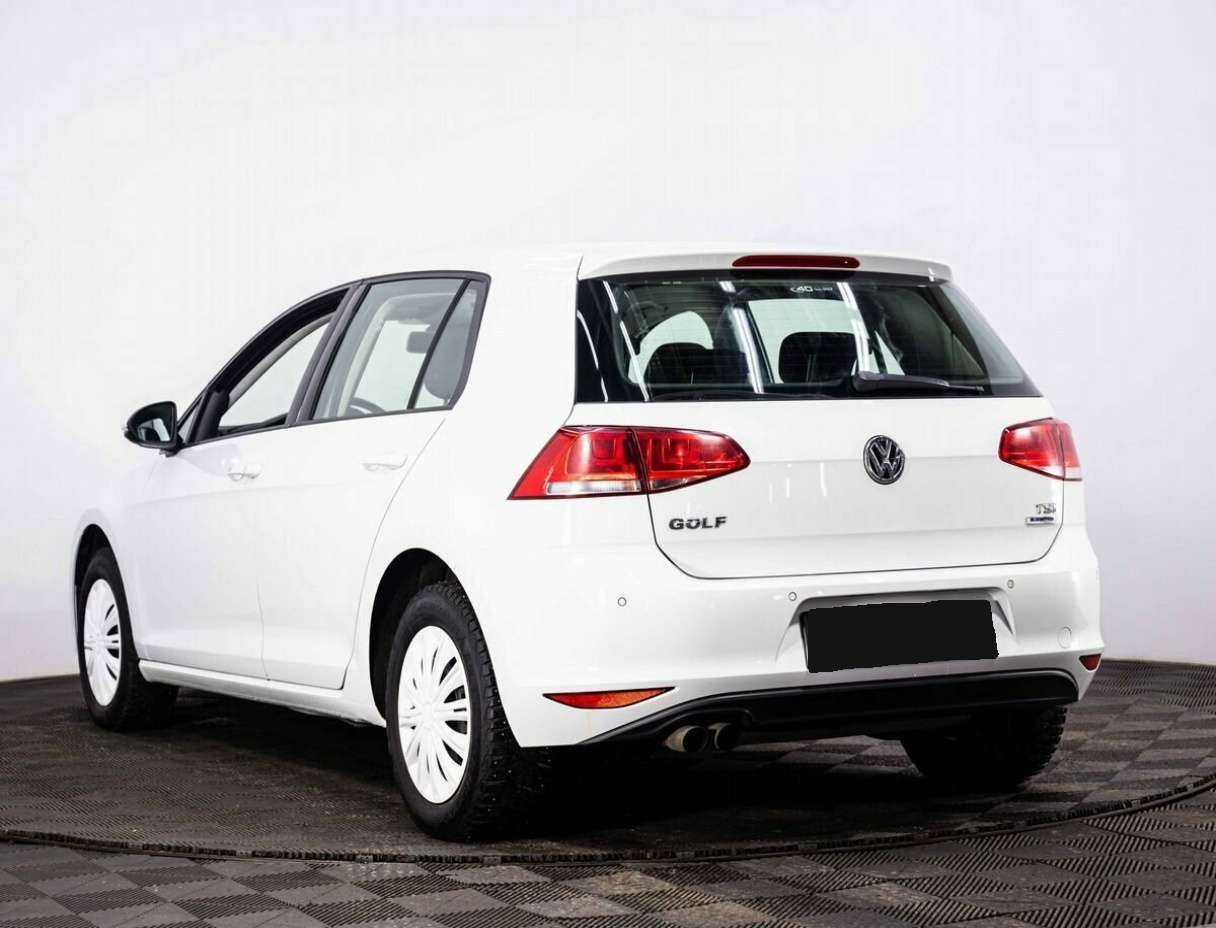 Volkswagen Golf с пробегом — 2014 год. Фото: #3