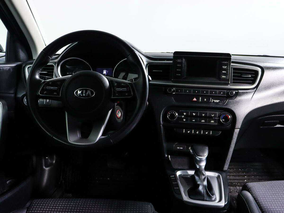 Kia Ceed с пробегом — 2019 год. Фото: #9