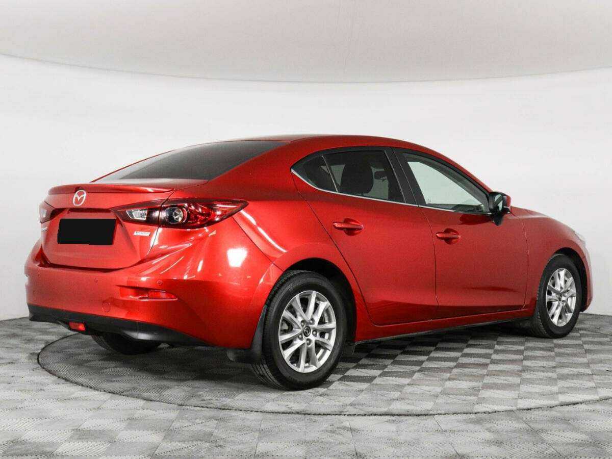 Mazda 3 с пробегом — 2018 год. Фото: #4