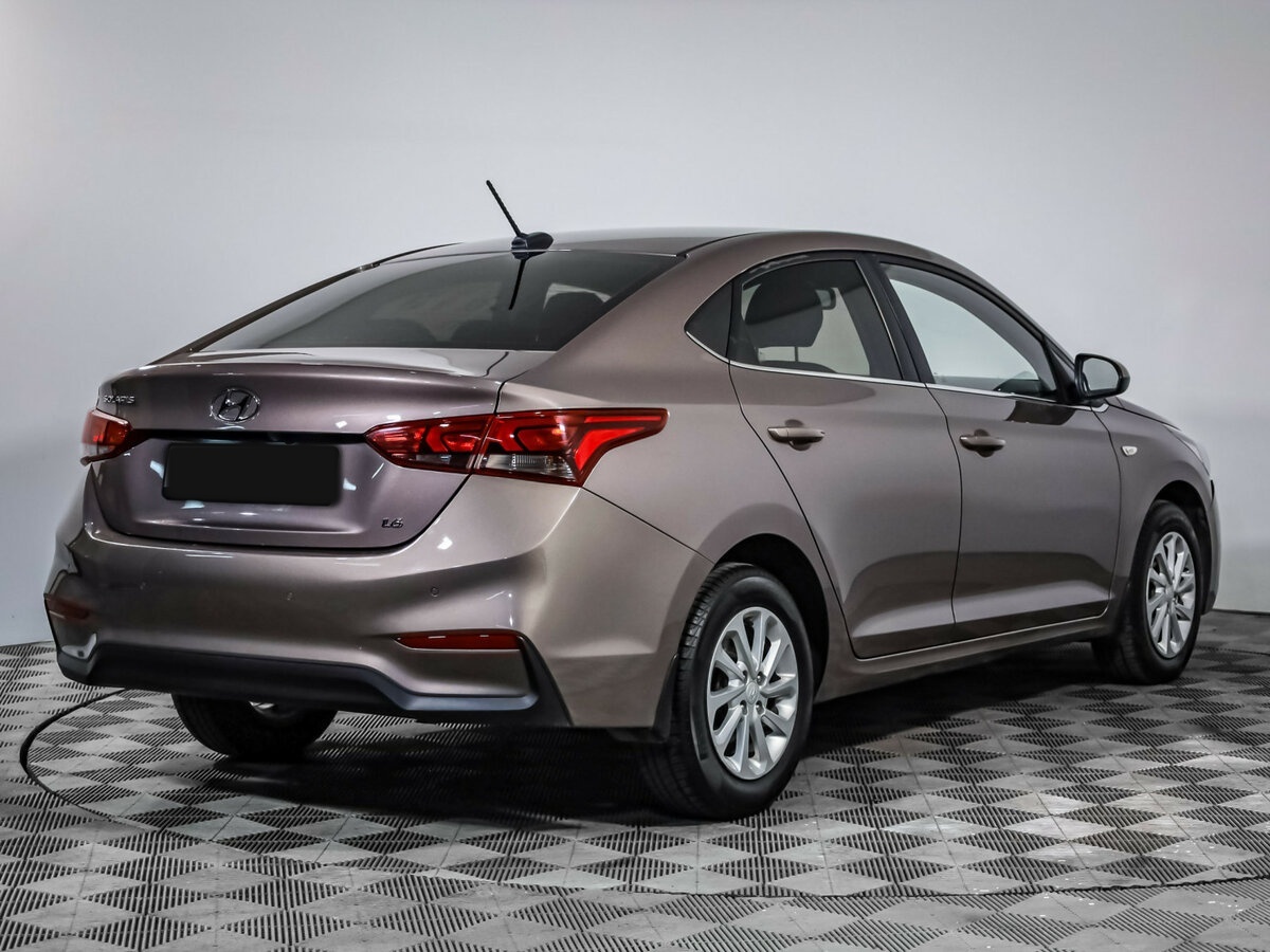 Hyundai Solaris с пробегом — 2019 год. Фото: #3