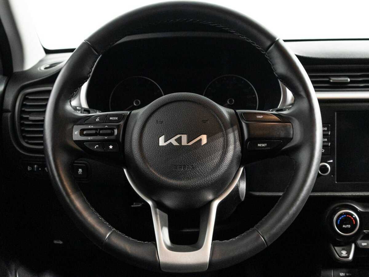 Kia Rio с пробегом — 2022 год. Фото: #18