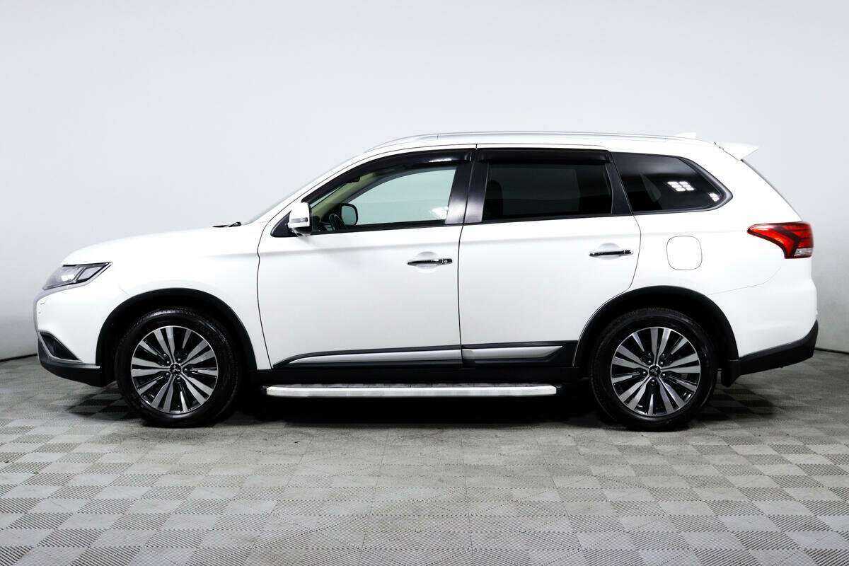Mitsubishi Outlander с пробегом — 2019 год. Фото: #7