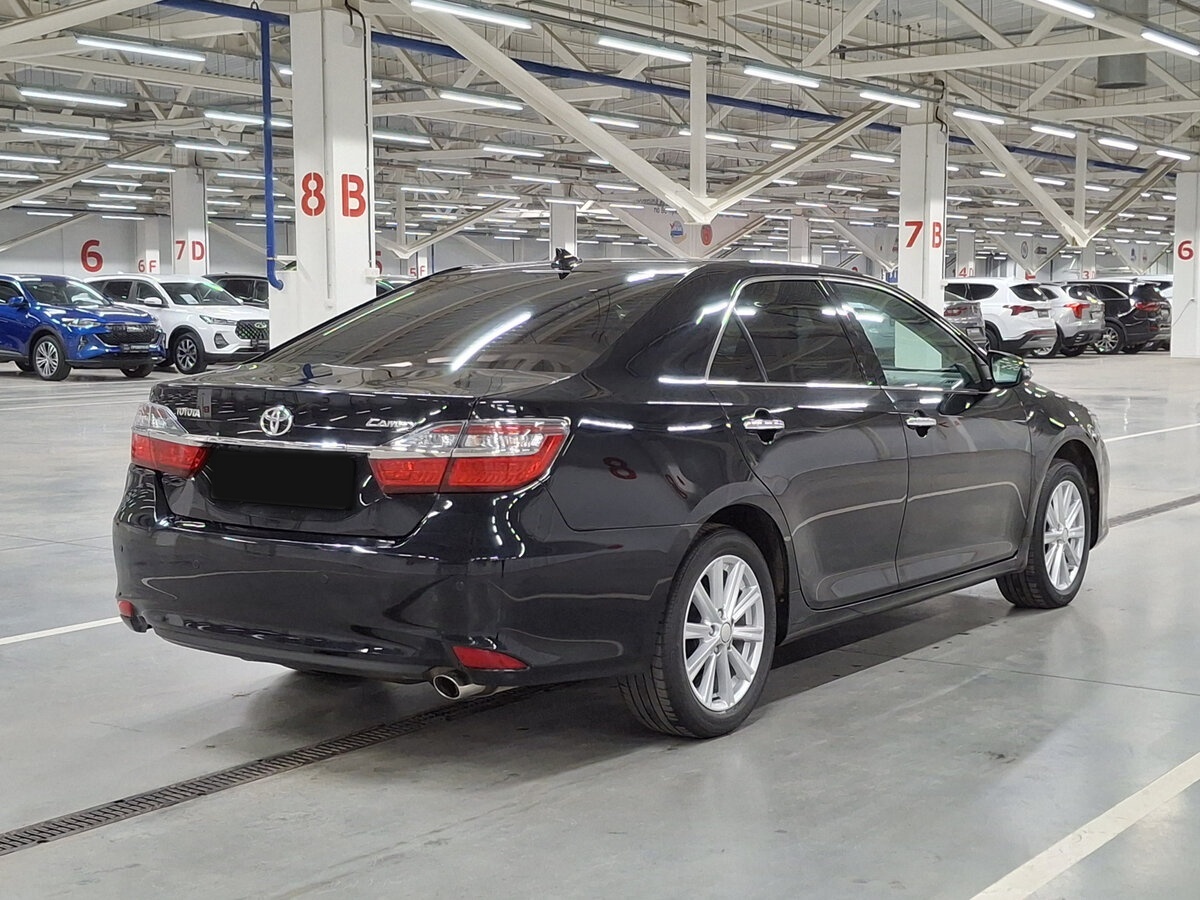 Toyota Camry с пробегом — 2014 год. Фото: #4