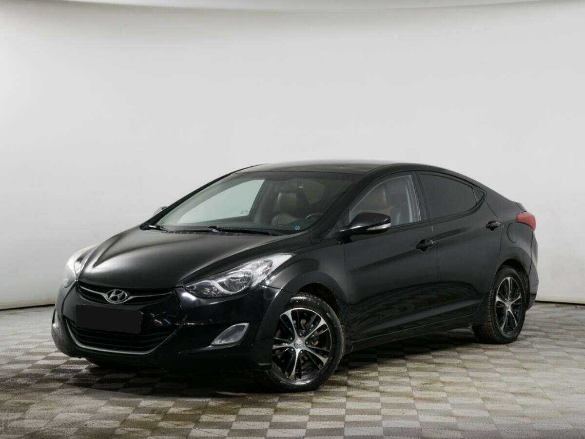 Hyundai Elantra с пробегом — 2012 год. Фото: #0