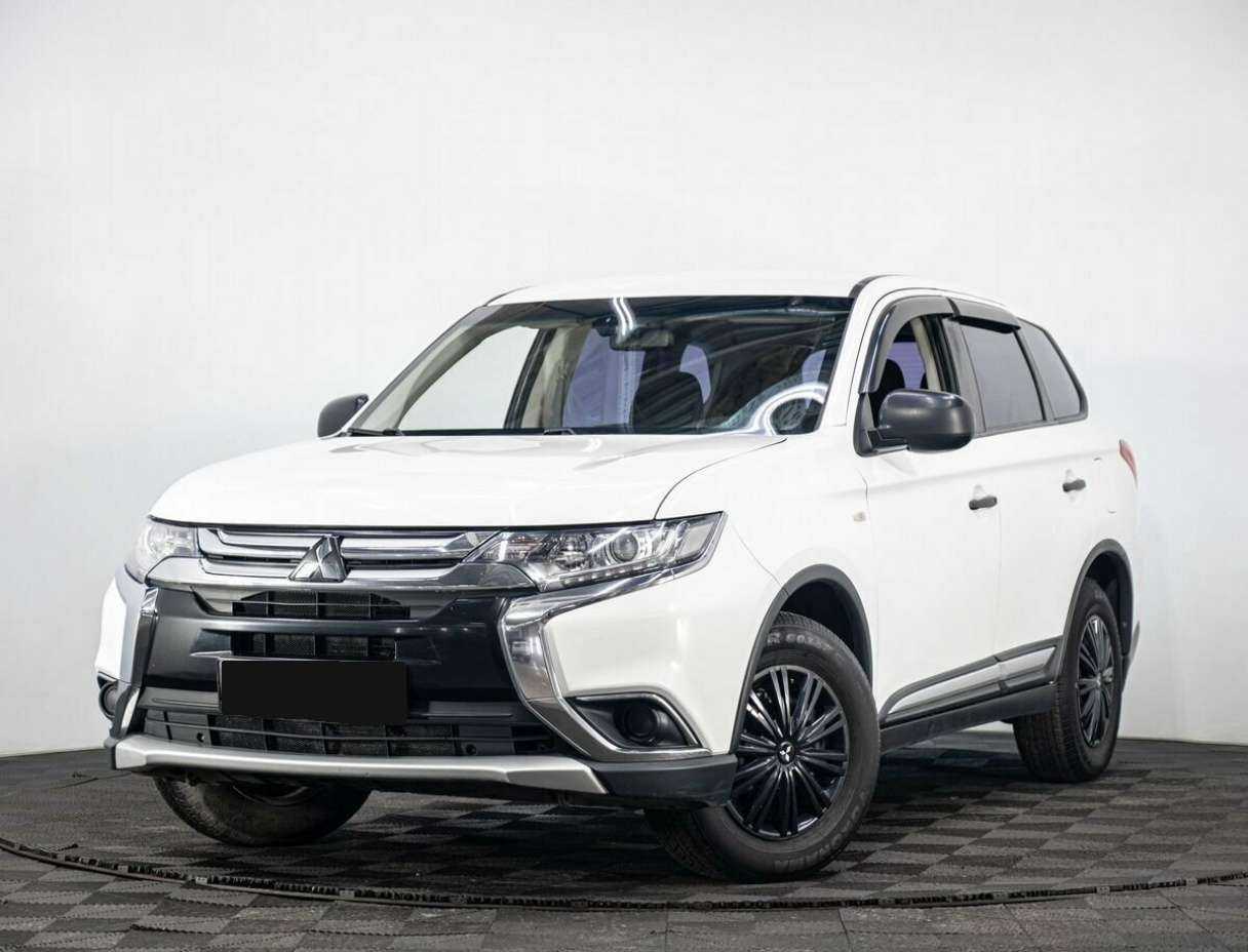Mitsubishi Outlander с пробегом — 2018 год. Посмотреть фото
