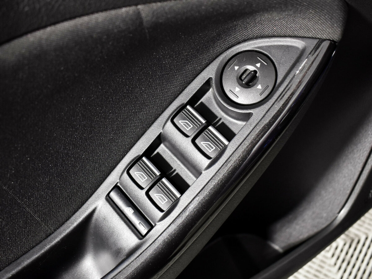 Ford Focus с пробегом — 2018 год. Фото: #17