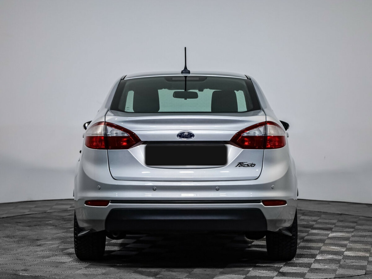 Ford Fiesta с пробегом — 2016 год. Фото: #4