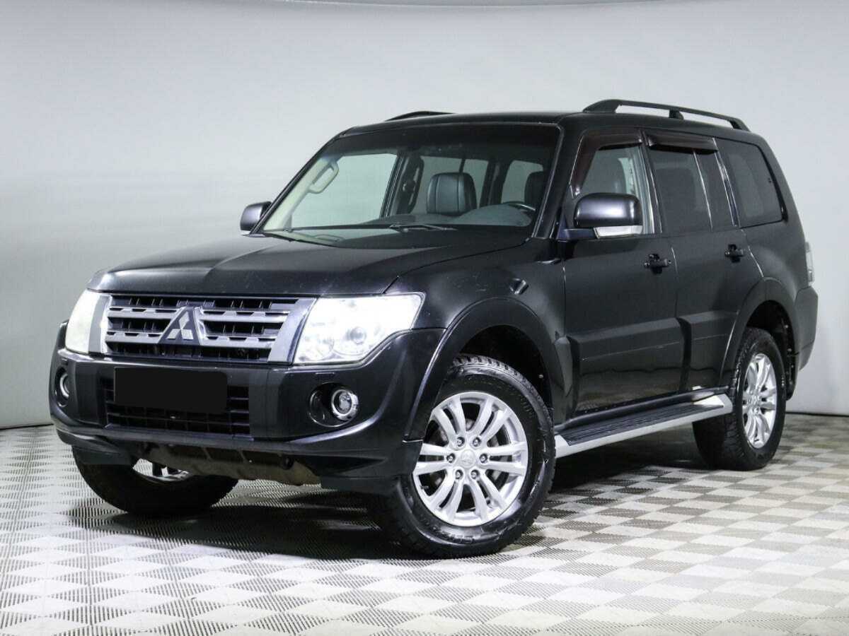 Mitsubishi Pajero с пробегом — 2012 год. Фото: #0