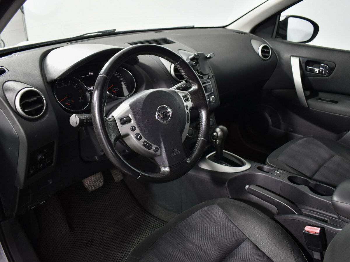 Nissan Qashqai с пробегом — 2012 год. Фото: #8