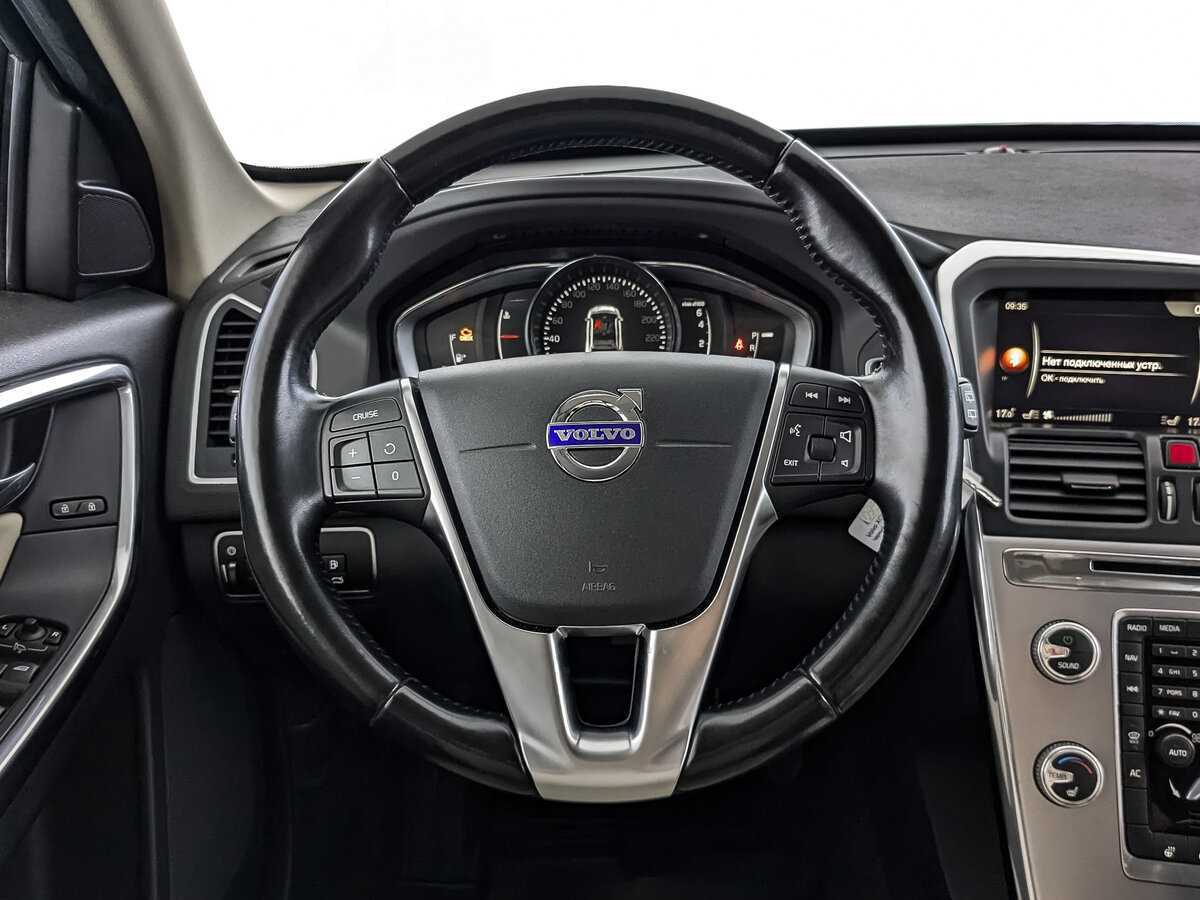 Volvo XC60 с пробегом — 2017 год. Фото: #17