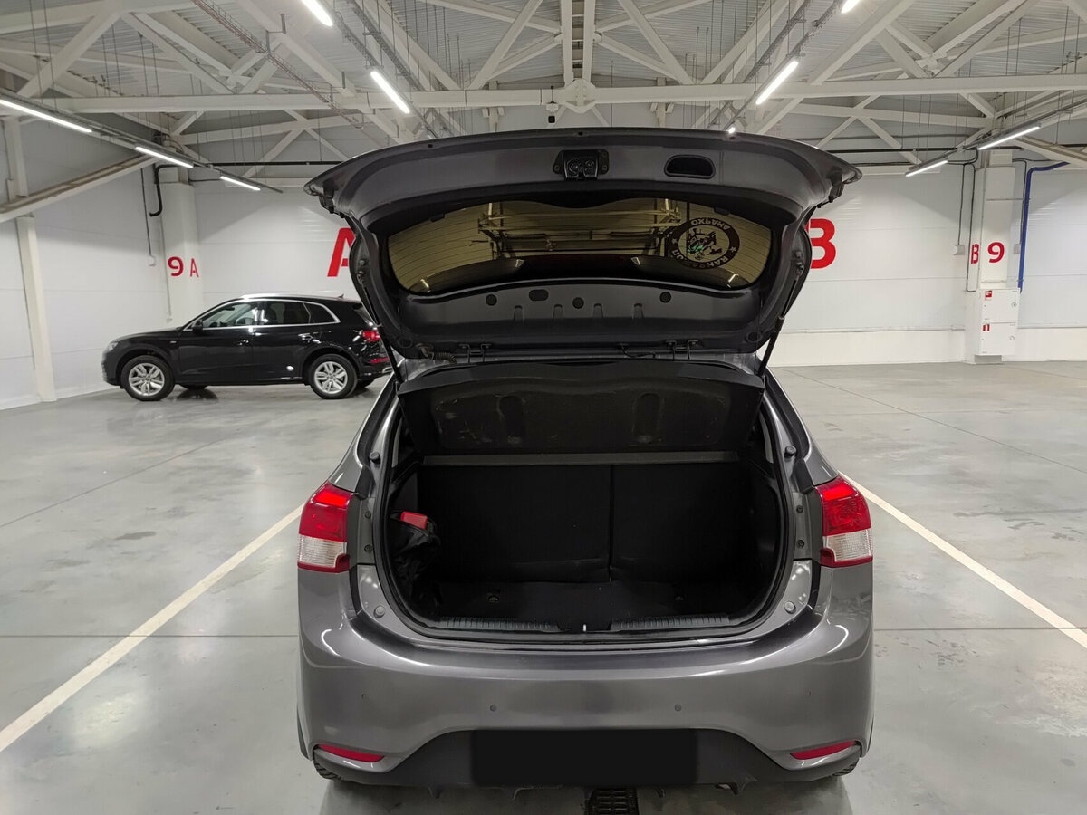 Kia Rio с пробегом — 2016 год. Фото: #9