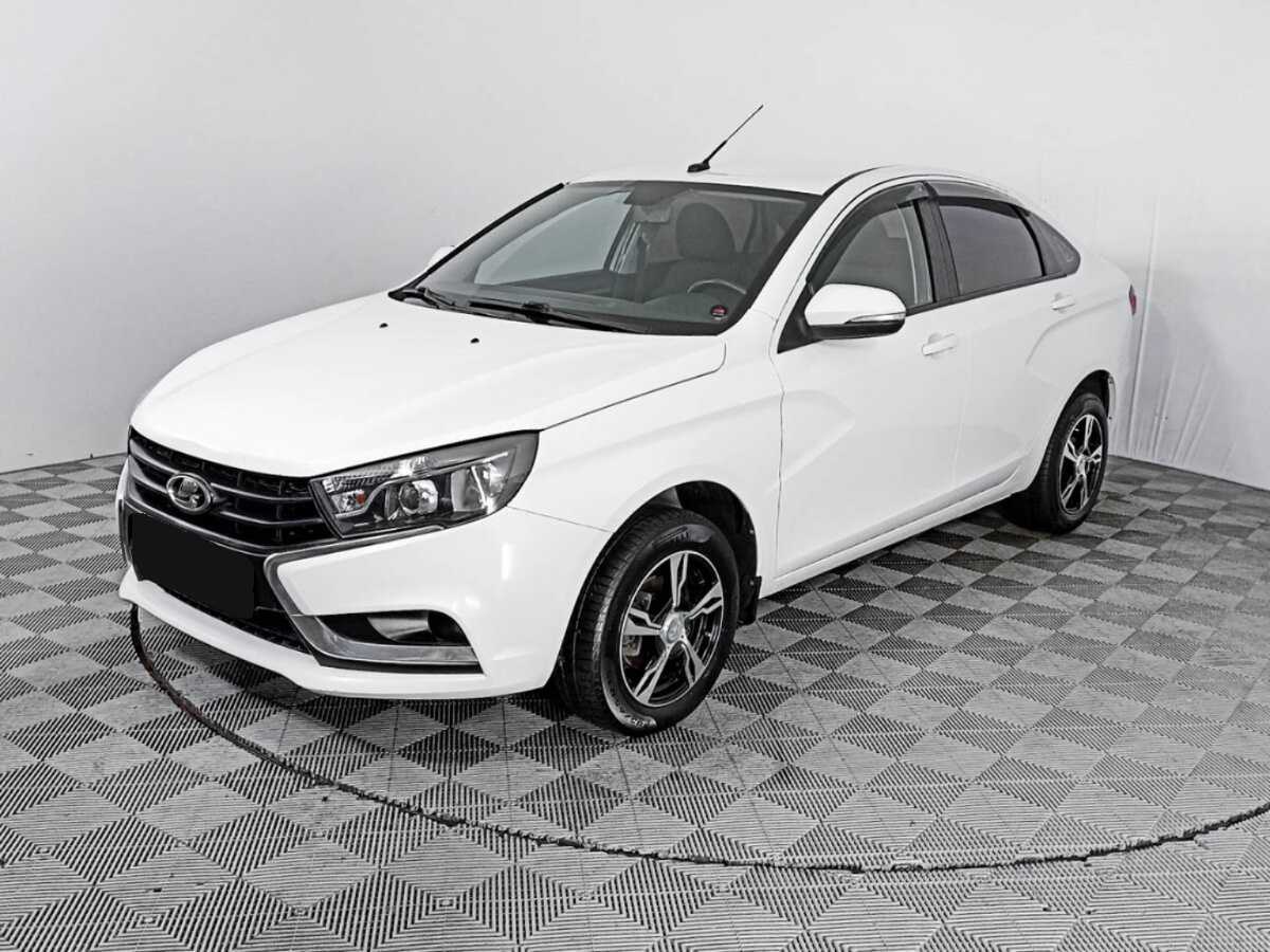 Lada (ВАЗ) Vesta с пробегом — 2017 год. Посмотреть фото