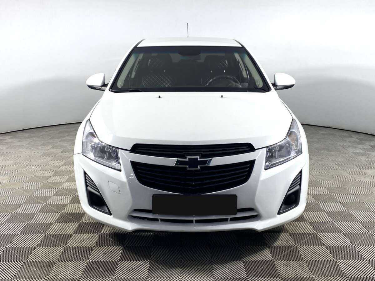 Chevrolet Cruze с пробегом — 2013 год. Фото: #1