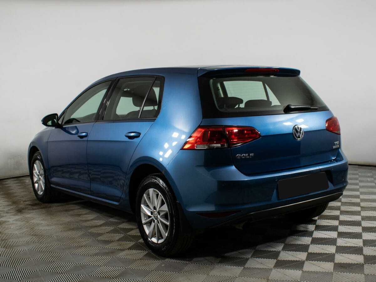 Volkswagen Golf с пробегом — 2012 год. Фото: #6