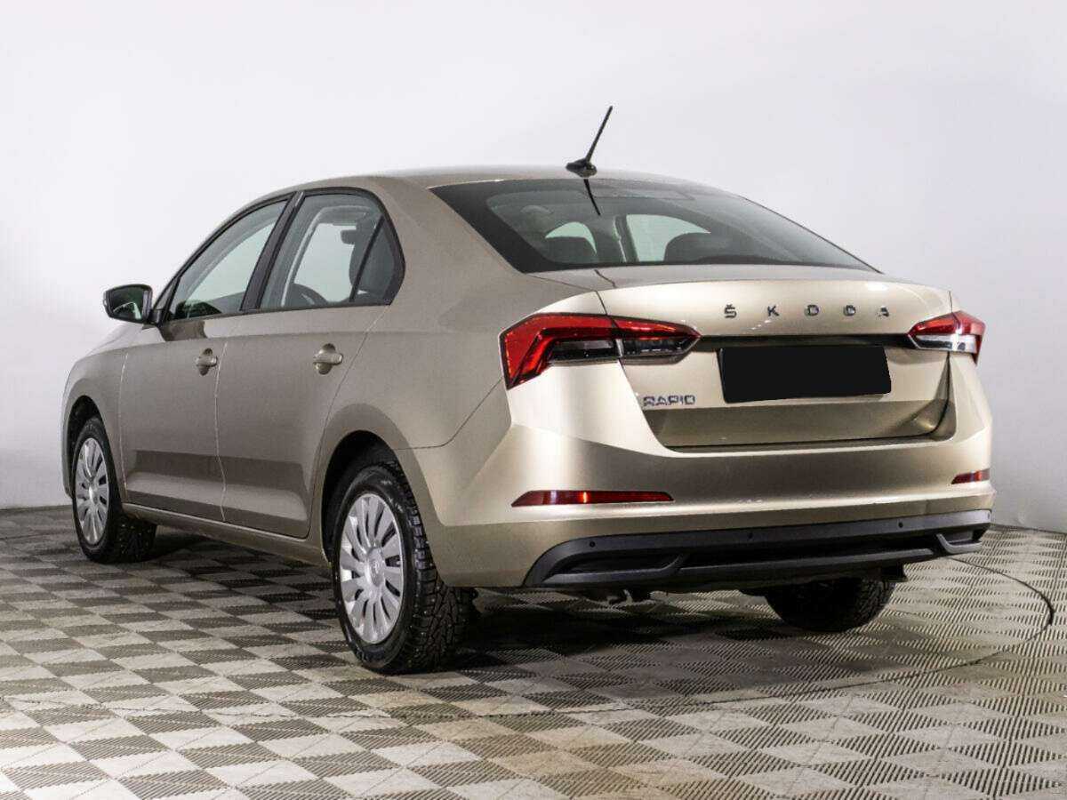 Skoda Rapid с пробегом — 2020 год. Фото: #6
