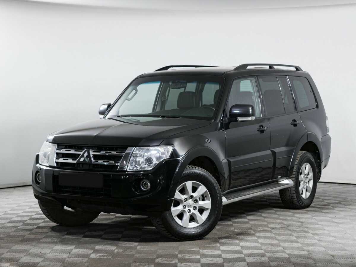 Mitsubishi Pajero с пробегом — 2012 год. Фото: #0