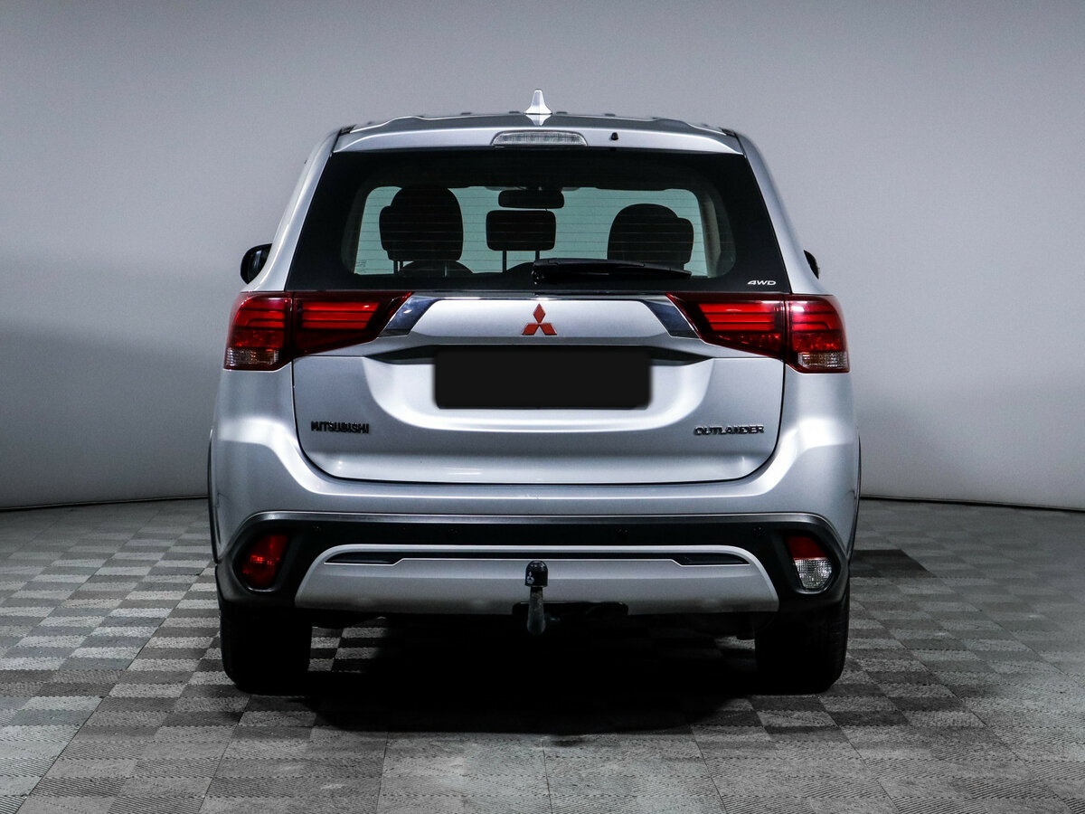Mitsubishi Outlander с пробегом — 2019 год. Фото: #5