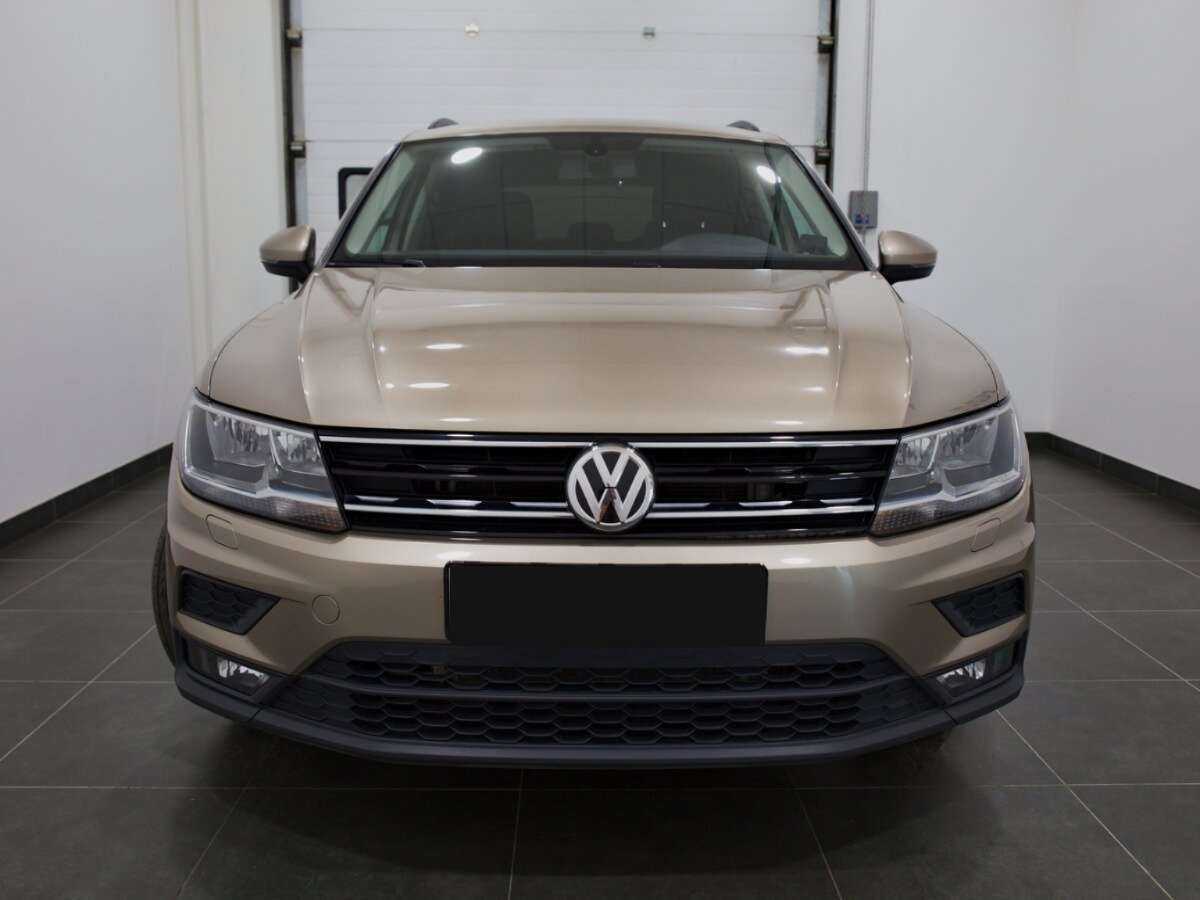 Volkswagen Tiguan с пробегом — 2018 год. Фото: #1