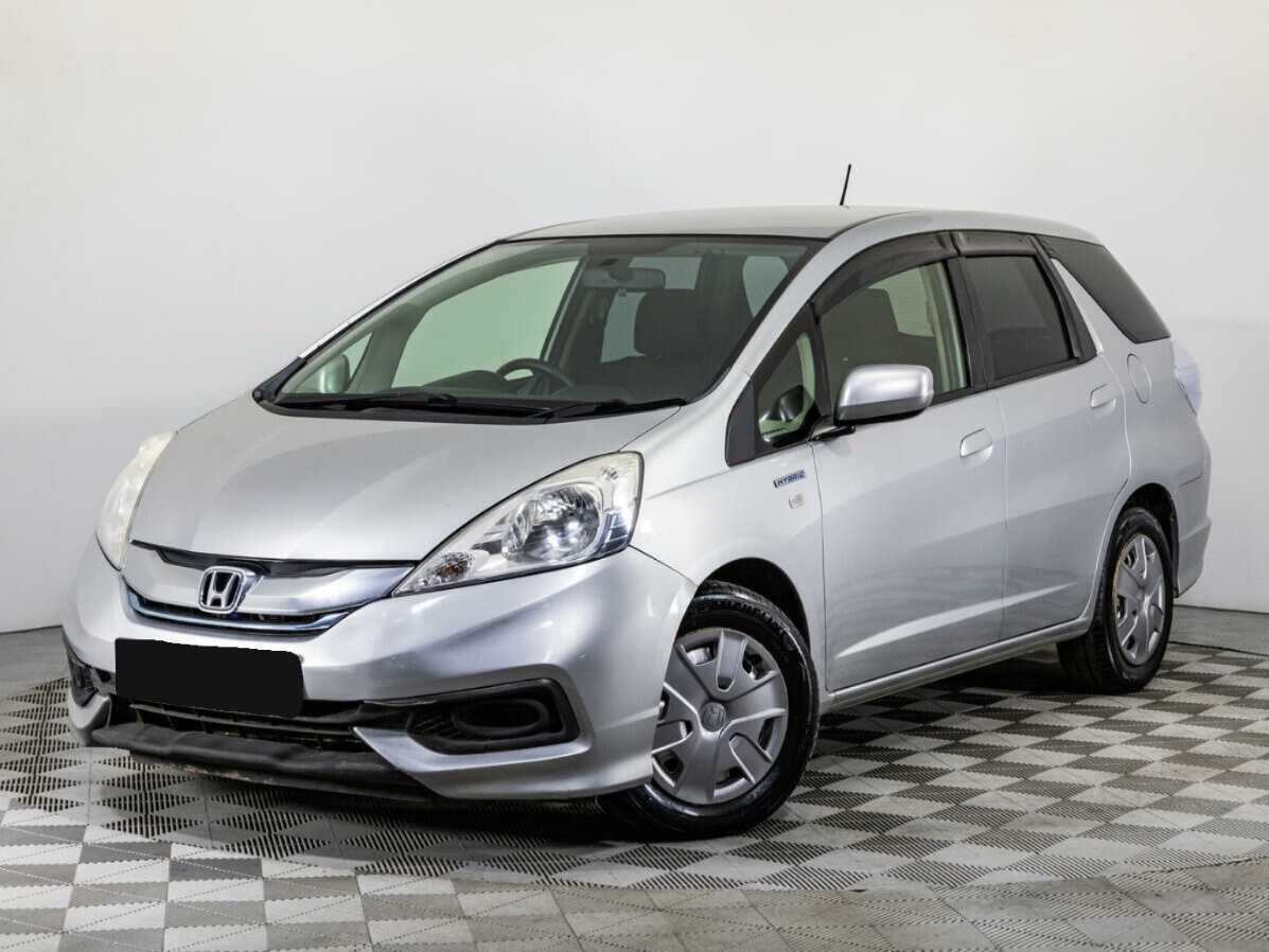 Honda Fit Shuttle с пробегом — 2013 год. Фото: #0