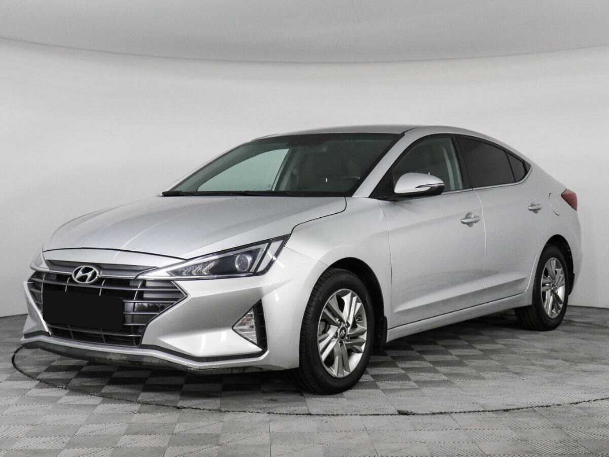 Hyundai Elantra с пробегом — 2019 год. Посмотреть фото