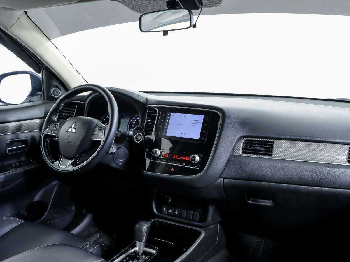 Mitsubishi Outlander с пробегом — 2021 год. Фото: #8